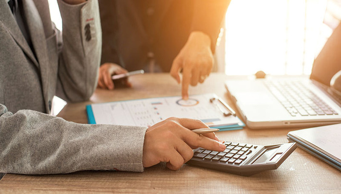 医药股爆火！上海溧阳路豪掷1.3个亿，两只“新宠”成色如何？