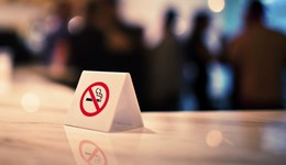 直通部委 | 四部門清理整治向未成年人銷售電子煙 32家單位拒收現(xiàn)金被央行處罰