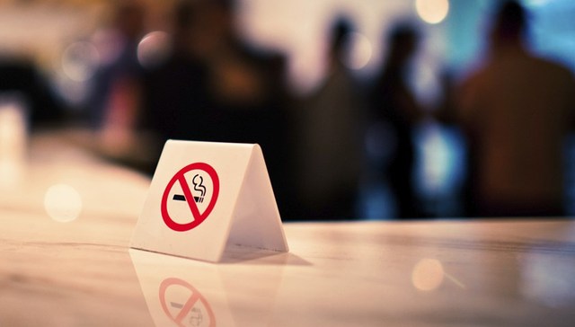 直通部委 | 四部门清理整治向未成年人销售电子烟 32家单位拒收现金被央行处罚