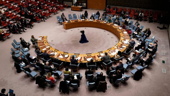 鲍勇剑：企业家要补国际政治这一课