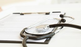 武漢累計(jì)報(bào)告陽性感染者23例，疫情外溢至青島、石家莊等地