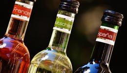 高压之下，低档盒装酒该何去何从？