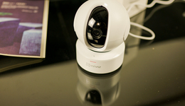 攝像頭開裂，還能看其他小區(qū)監(jiān)控，這家公司的產品屢遭投訴｜家居315