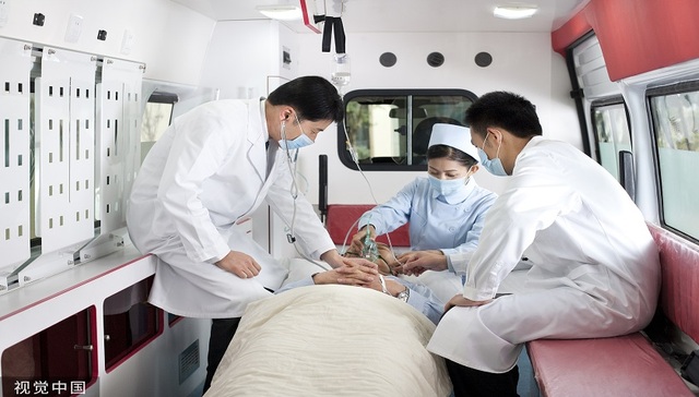 新《医师法》今起实施，明确医师在公共场所自愿实施急救免责