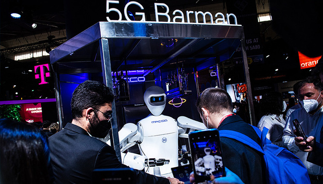 【图集】世界移动通信大会开幕：聚焦后疫情时代新技术，数十家中国企业集体亮相