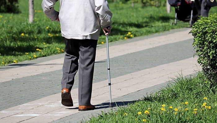 全国人大代表黄细花：国家财政应承担延长产假的成本 | 两会聚焦·鼓励生育