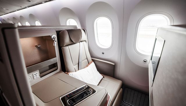 票价下滑、休闲旅客增多，航空公司还能靠商务舱赚钱吗？