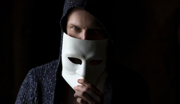 科创板爆雷第一股：紫晶存储业绩暴跌，供应商与客户是“一家人”