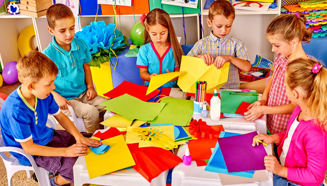 红黄蓝不办幼儿园了，改名换姓转战To B及海外