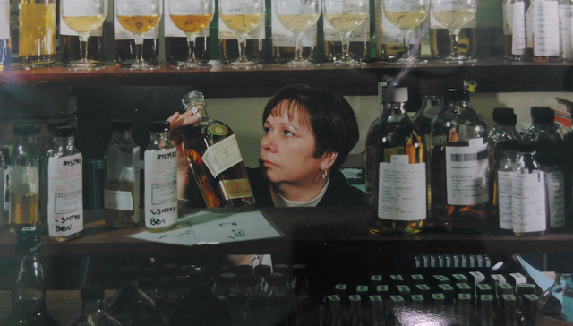 在酒业中乘风破浪的她们，值得被看见