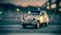 前“江西首富”王文京财富缩水150多亿，旗下用友汽车冲刺科创版，科创成色遭质疑？