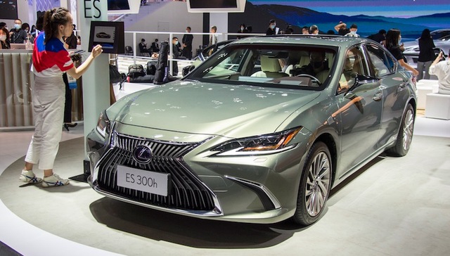 品质神话不再，雷克萨斯ES故障频出，售后服务态度傲慢 | 315汽车消费报告