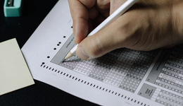 爆火的性格测试，催生年入千万的低成本生意