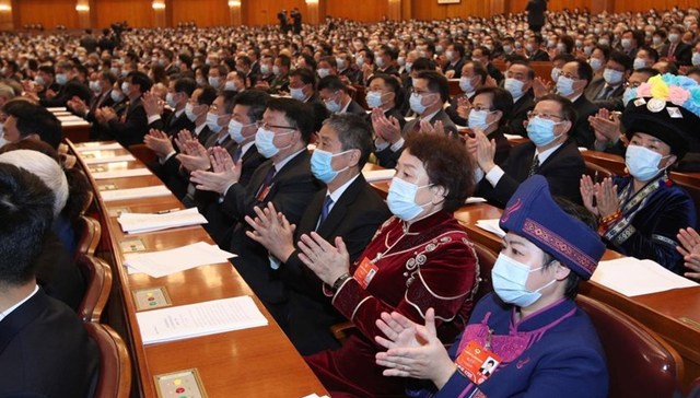 全国政协十三届五次会议闭幕｜界面新闻两会日报