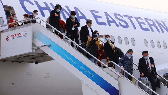 全国两会，吴凡，朱同玉，王丽萍，公共卫生，文化建设，在沪全国政协委员