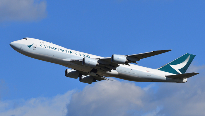 国泰航空2021年亏损55.27亿港元，收窄74.5%