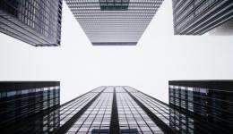 2021年房企业绩：粤系越秀很稳，很绿，但错过良机