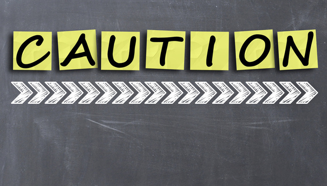 警惕过度借贷营销诱导！银保监会提示：“以贷养贷”“以卡养卡”不可取