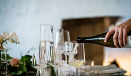 渠道成红海，唯有餐饮是蓝海，如何出红海进蓝海？