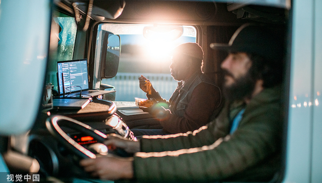 全球贸易再遇挑战：乌克兰司机入伍、俄海员收钱难