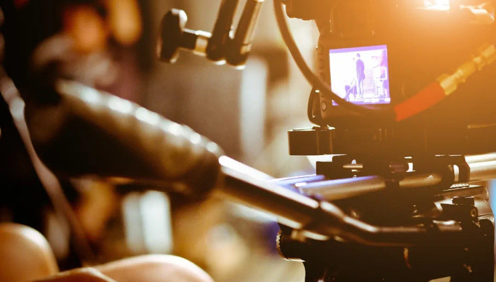 上亿元泥牛入海 电影投资遍地“杀猪盘”？