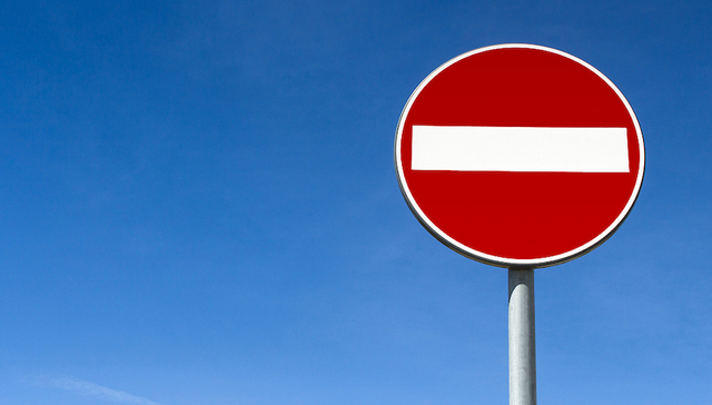 明星代言金融产品乱象何时了？银保监会消保局将出台专门制度进行规范