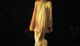 如果这个春天只能买一条裙子……｜衣帽间