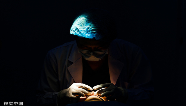 315晚会曝光黑医美，第一次拿针就能上手术台|健康315