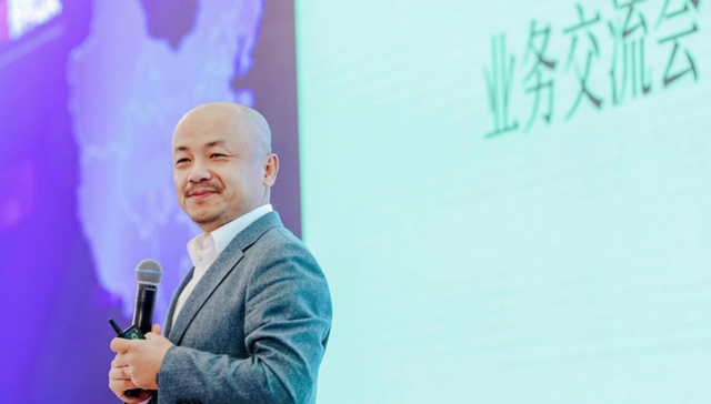 【专访】万物云CEO朱保全：能够活下来的企业都是最大和最小的