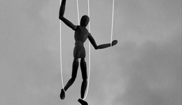 兆讯传媒IPO：多个大客户存隐秘关系