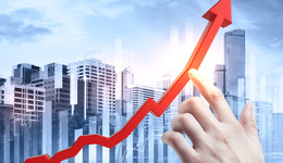 政策暖意促使地产股继续反弹，融创盘中涨超50%