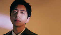 艺术在天上，白客在地上