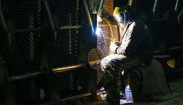 互联网不香了，新制造才是年轻人的“新大厂”？