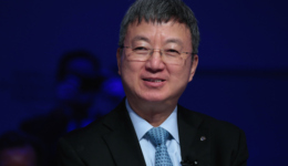 朱民：2022年后世界經濟走向滯脹，進入新的“三高一低”