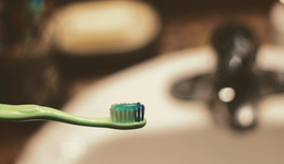 口腔护理赛道成蓝海，国货品牌硬核突围