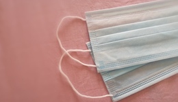 上下同心堅定信心，堅決打贏疫情防控阻擊戰(zhàn)！市疫情防控工作領(lǐng)導(dǎo)小組舉行專題會議