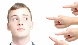 女创业者风波骂战升级：前合伙人、律师等接连下场