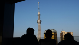 那些离开一线的年轻人，迷失在小城市的职场