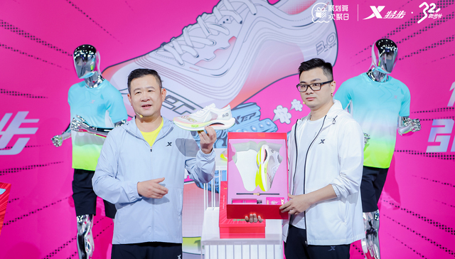 从精英到大众，特步以科技力释出“跑步的味道”