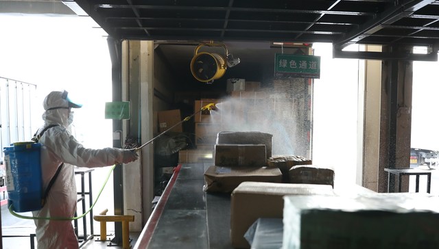 杭州警方通报：顺路物流违反疫情防控规定、涉嫌违法犯罪