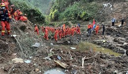 東航MU5735航班一部黑匣子已找到，3位飛行員情況披露