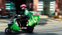 2022，叮咚买菜最难抉择的一年？