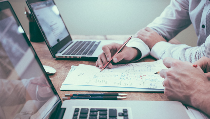 亏损,游戏直播,电竞赛事