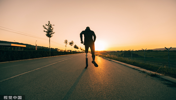 人工关节集采第一年，龙头爱康医疗净利大跌七成