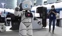 給服務(wù)機器人潑一盆冷水
