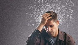 钉钉绕不开腾讯