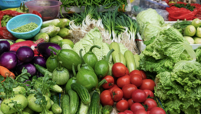 跨区域调人、上线团购新模式，生鲜电商出招应对上海“抢菜难”