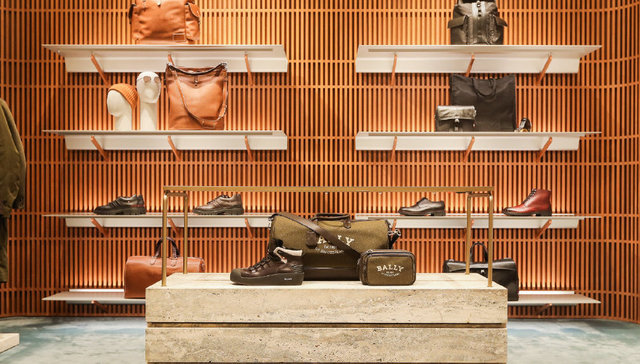 消费者报告|问题产品却卖出翻倍利润，这个瑞士奢侈品牌在中国被处罚