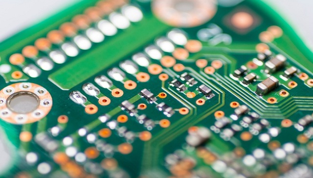 中芯国际,业绩,晶圆,芯片,产能