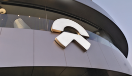 蔚来“不敢”涨价